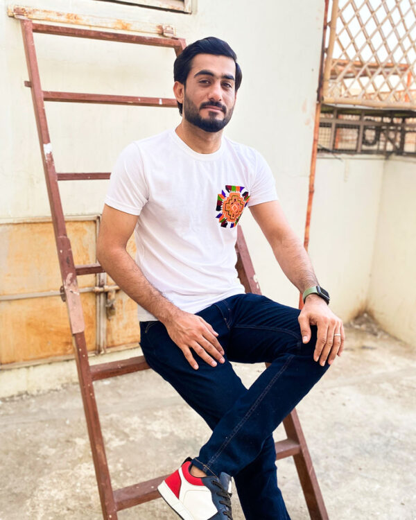 Gul - e - Naal White