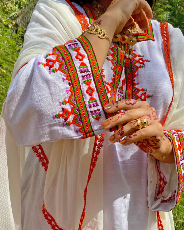Almas - Image 5